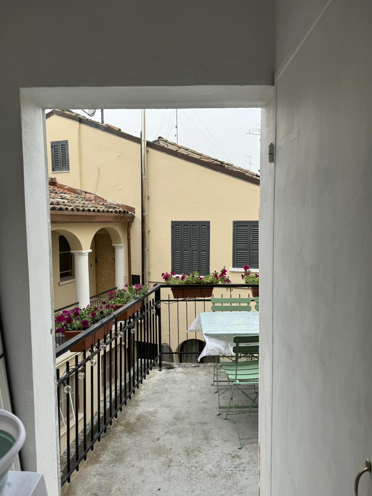 Maison Leone Apartment Ravenna Bagian luar foto